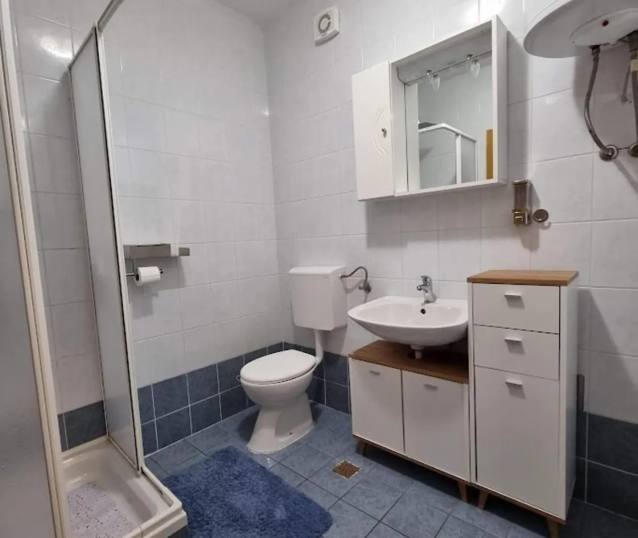Apartments Znidarec Ivan Silo  0*, Silo (Krk) Croatia